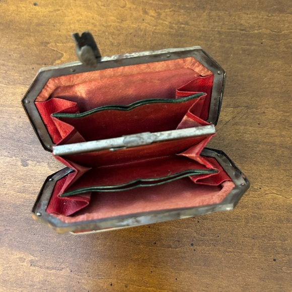 Vintage Mother of Pearl Vintage Card Holder - Picture 6 of 7